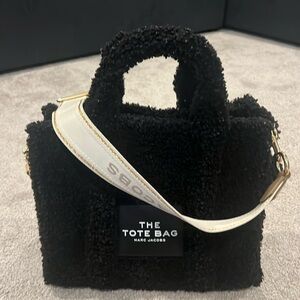 Black Sherpa Marc Jacob's tote bag